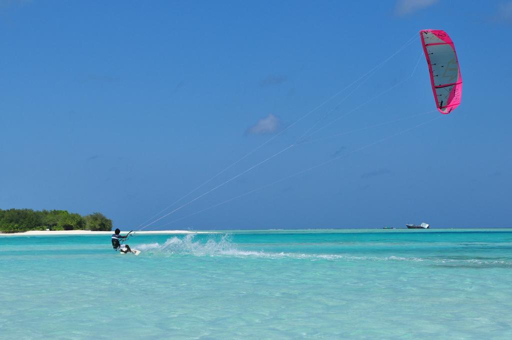 Fun Island Resort & Spa Guraidhoo  Extérieur photo
